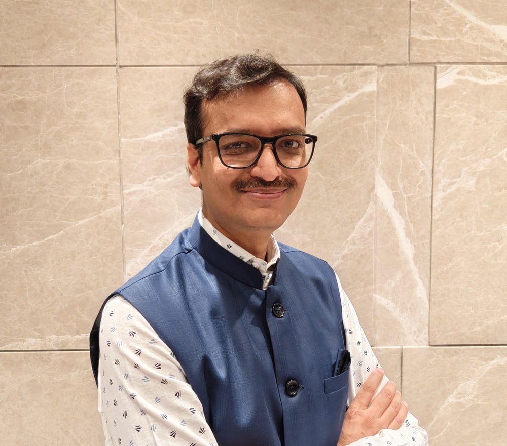 Dr. Manoj Kumar Khemani